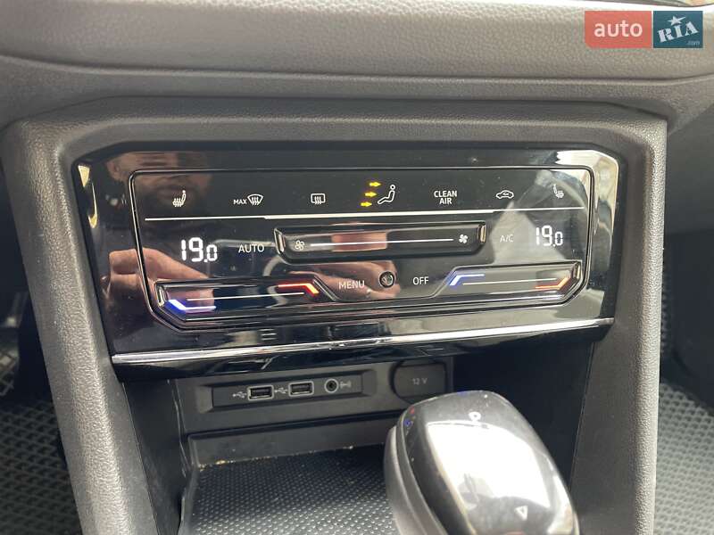 Внедорожник / Кроссовер Volkswagen Tiguan 2019 в Полтаве