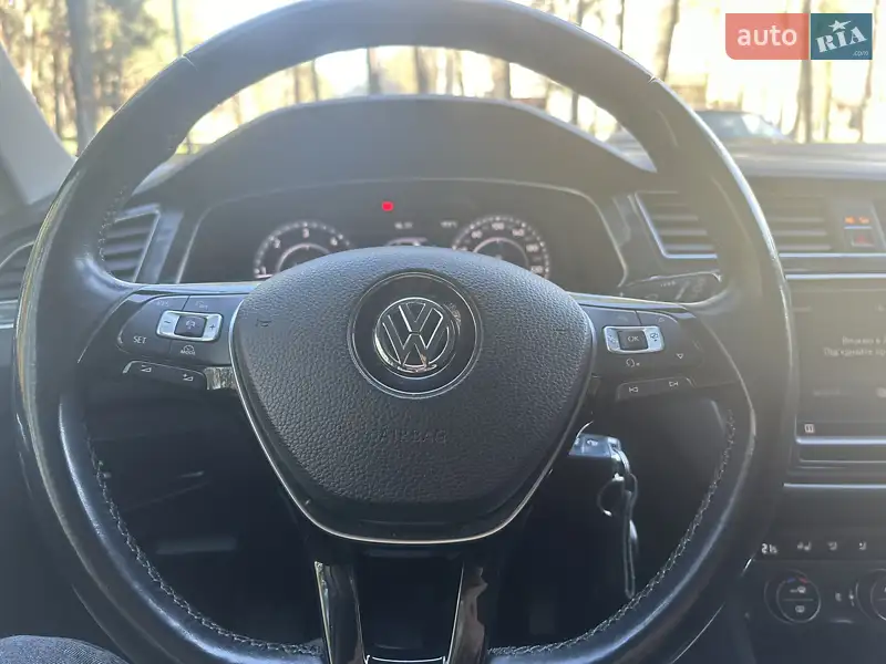 Volkswagen Tiguan 2016 VIN WVGZZZ5NZHW325312 фото оголошення 9 з 54