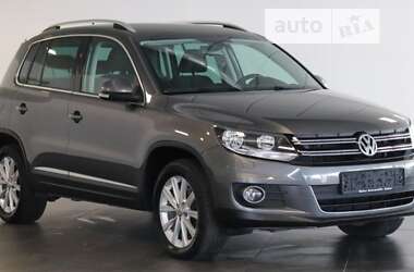 Внедорожник / Кроссовер Volkswagen Tiguan 2011 в Жашкове