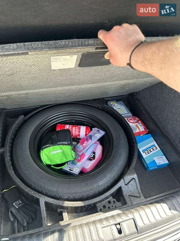 Внедорожник / Кроссовер Volkswagen Tiguan 2011 в Львове