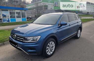 Позашляховик / Кросовер Volkswagen Tiguan 2018 в Києві