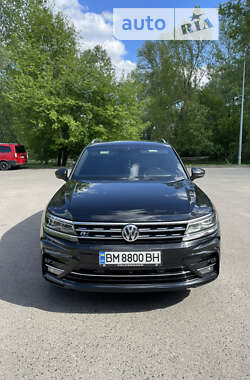 Внедорожник / Кроссовер Volkswagen Tiguan 2019 в Сумах