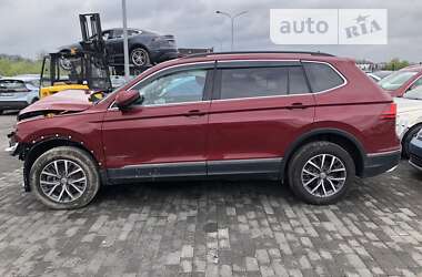 Позашляховик / Кросовер Volkswagen Tiguan 2019 в Львові