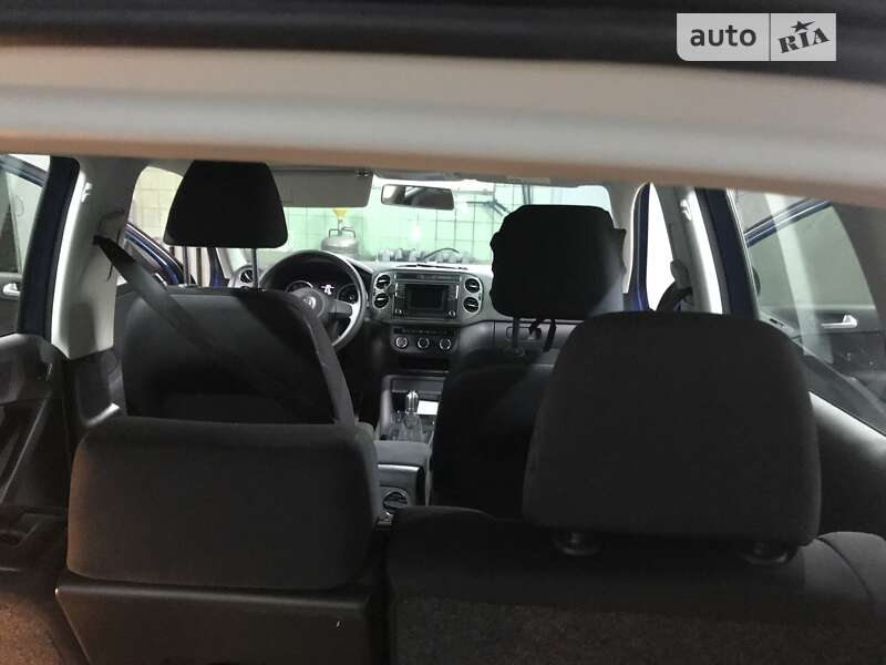 Внедорожник / Кроссовер Volkswagen Tiguan 2017 в Дрогобыче