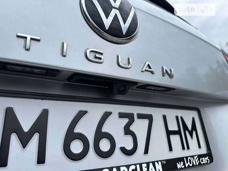 Внедорожник / Кроссовер Volkswagen Tiguan 2020 в Житомире