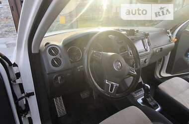 Позашляховик / Кросовер Volkswagen Tiguan 2013 в Херсоні