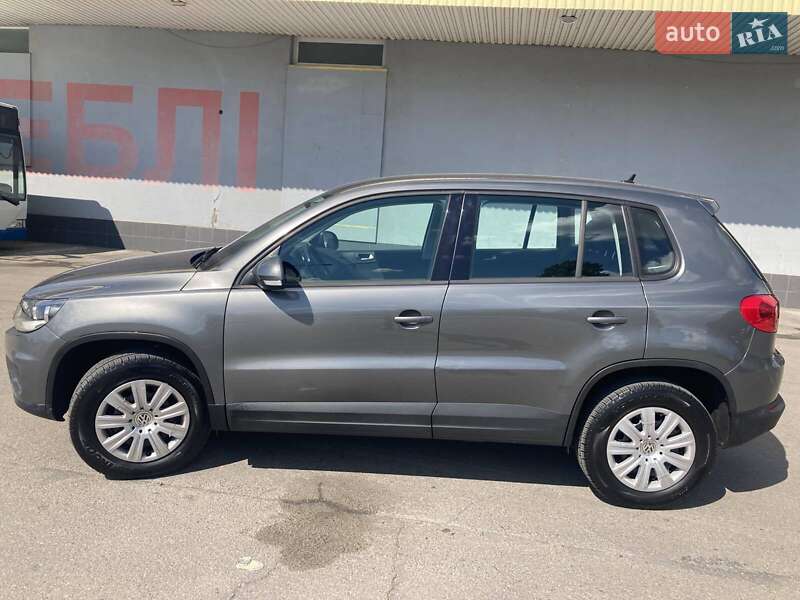 Внедорожник / Кроссовер Volkswagen Tiguan 2014 в Львове