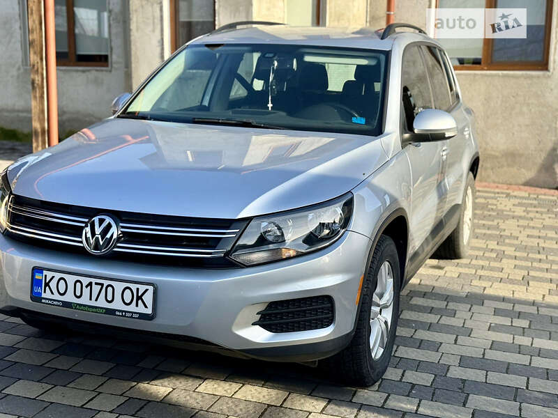 Позашляховик / Кросовер Volkswagen Tiguan 2016 в Мукачевому