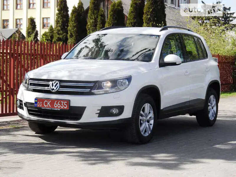 Внедорожник / Кроссовер Volkswagen Tiguan 2013 в Ужгороде