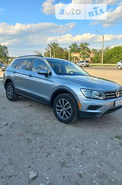 Внедорожник / Кроссовер Volkswagen Tiguan 2019 в Харькове