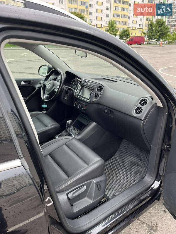 Позашляховик / Кросовер Volkswagen Tiguan 2013 в Івано-Франківську