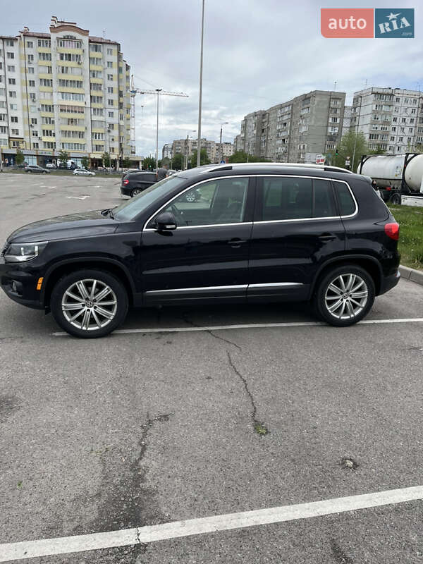 Позашляховик / Кросовер Volkswagen Tiguan 2013 в Івано-Франківську