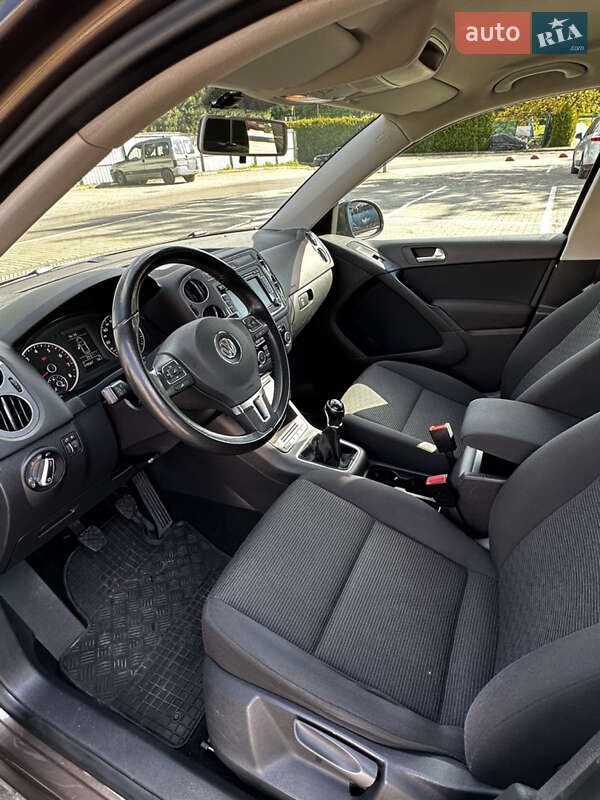 Позашляховик / Кросовер Volkswagen Tiguan 2012 в Луцьку