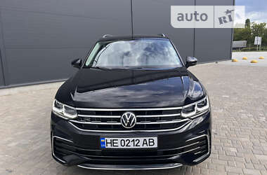 Внедорожник / Кроссовер Volkswagen Tiguan 2021 в Одессе