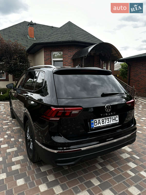 Позашляховик / Кросовер Volkswagen Tiguan 2021 в Кропивницькому