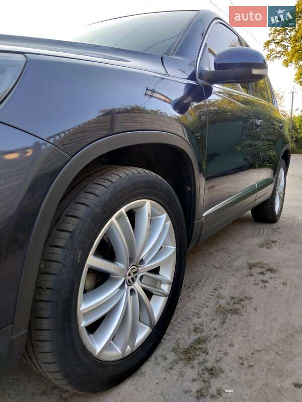 Позашляховик / Кросовер Volkswagen Tiguan 2015 в Рівному фото 17 Позашляховик / Кросовер Volkswagen Tiguan 2015 в Рівному