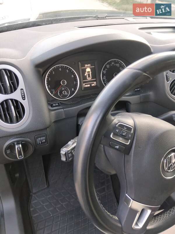 Позашляховик / Кросовер Volkswagen Tiguan 2015 в Рівному фото 29 Позашляховик / Кросовер Volkswagen Tiguan 2015 в Рівному