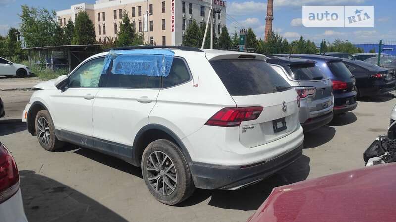 Позашляховик / Кросовер Volkswagen Tiguan 2020 в Львові