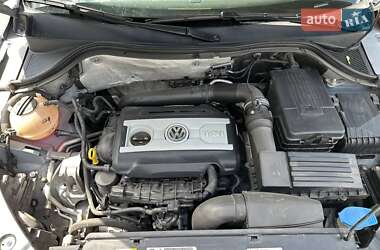 Внедорожник / Кроссовер Volkswagen Tiguan 2014 в 
