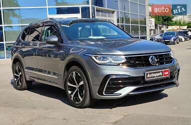 Позашляховик / Кросовер Volkswagen Tiguan 2020 в Харкові