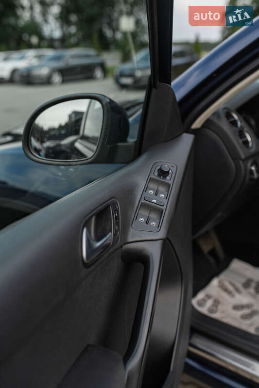 Внедорожник / Кроссовер Volkswagen Tiguan 2013 в Львове