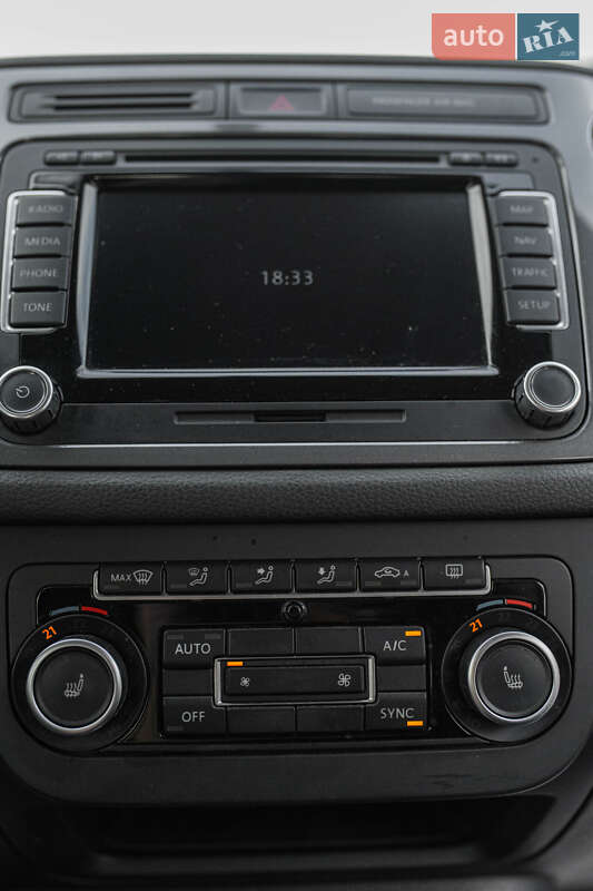 Внедорожник / Кроссовер Volkswagen Tiguan 2013 в Львове