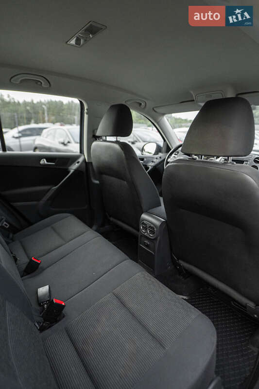 Внедорожник / Кроссовер Volkswagen Tiguan 2013 в Львове