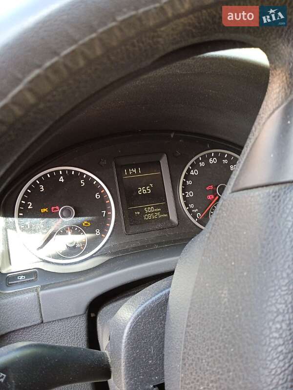 Внедорожник / Кроссовер Volkswagen Tiguan 2010 в Полтаве
