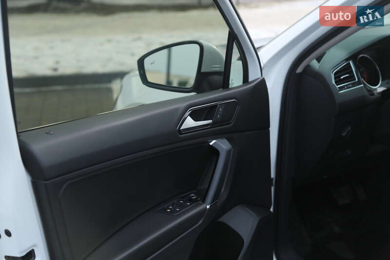 Внедорожник / Кроссовер Volkswagen Tiguan 2017 в Хмельницком фото 15 Внедорожник / Кроссовер Volkswagen Tiguan 2017 в Хмельницком