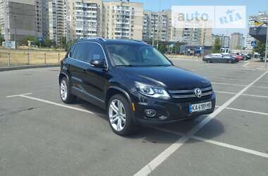 Позашляховик / Кросовер Volkswagen Tiguan 2016 в Києві