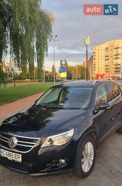 Внедорожник / Кроссовер Volkswagen Tiguan 2010 в Луцке