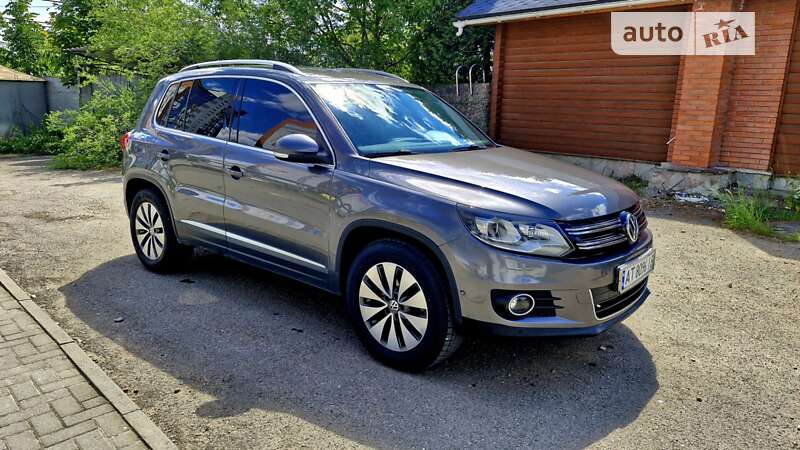 Внедорожник / Кроссовер Volkswagen Tiguan 2015 в Ивано-Франковске