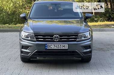 Позашляховик / Кросовер Volkswagen Tiguan 2018 в Новояворівську