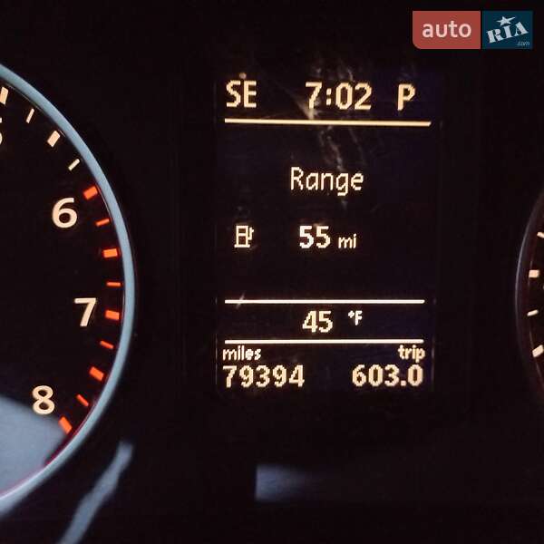 Внедорожник / Кроссовер Volkswagen Tiguan 2011 в Остроге