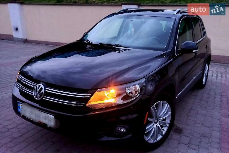 Внедорожник / Кроссовер Volkswagen Tiguan 2011 в 