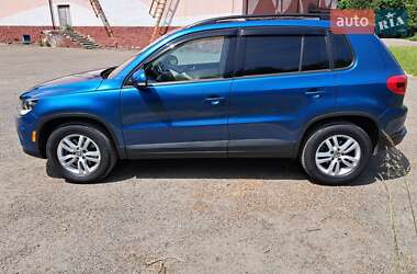 Внедорожник / Кроссовер Volkswagen Tiguan 2016 в Бурштыне