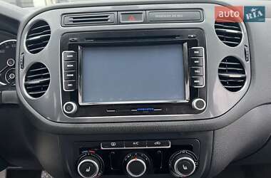 Внедорожник / Кроссовер Volkswagen Tiguan 2015 в Луцке
