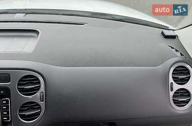 Внедорожник / Кроссовер Volkswagen Tiguan 2015 в Луцке