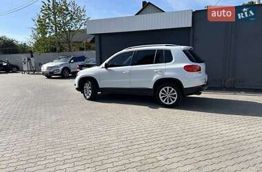 Внедорожник / Кроссовер Volkswagen Tiguan 2015 в Луцке