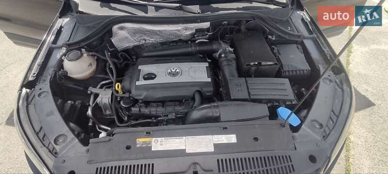 Позашляховик / Кросовер Volkswagen Tiguan 2017 в Києві