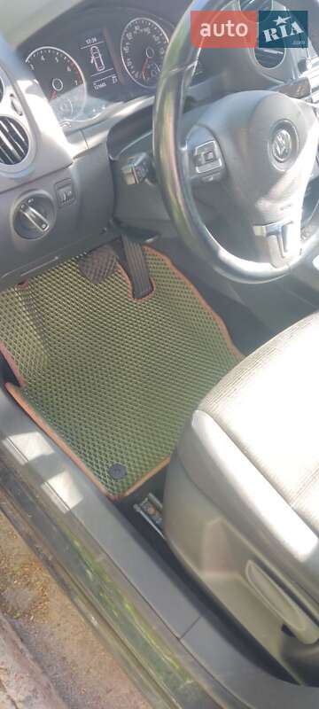 Позашляховик / Кросовер Volkswagen Tiguan 2017 в Києві