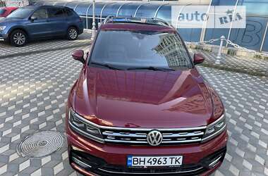 Внедорожник / Кроссовер Volkswagen Tiguan 2018 в Одессе