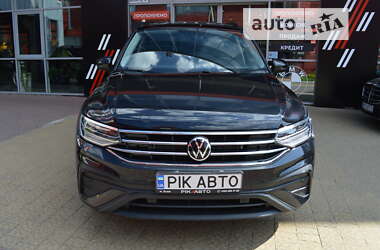 Позашляховик / Кросовер Volkswagen Tiguan 2023 в Львові