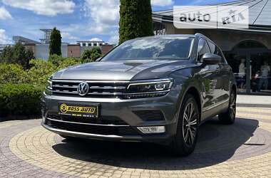 Позашляховик / Кросовер Volkswagen Tiguan 2017 в Львові