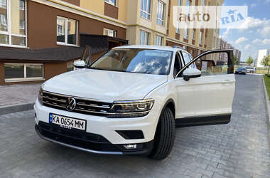 Позашляховик / Кросовер Volkswagen Tiguan 2020 в Києві