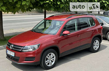 Позашляховик / Кросовер Volkswagen Tiguan 2015 в Дніпрі