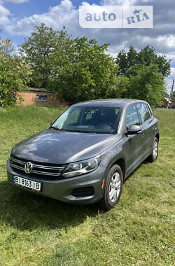 Внедорожник / Кроссовер Volkswagen Tiguan 2014 в Полтаве