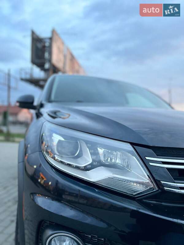 Внедорожник / Кроссовер Volkswagen Tiguan 2016 в Мукачево