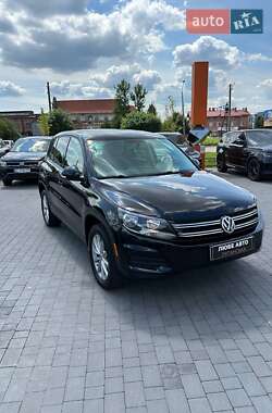 Внедорожник / Кроссовер Volkswagen Tiguan 2013 в 