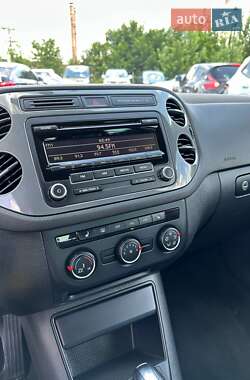 Внедорожник / Кроссовер Volkswagen Tiguan 2013 в 